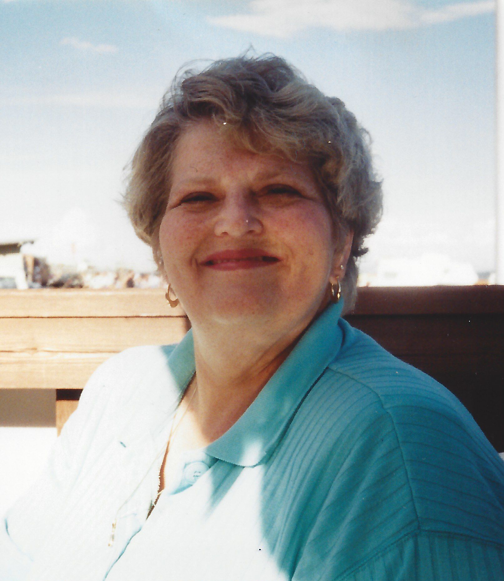 Linda Lou Benjamin Memorial